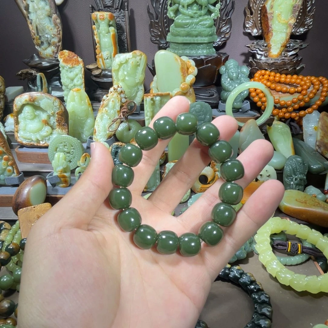 透闪石质玉手串未镶嵌奇*人