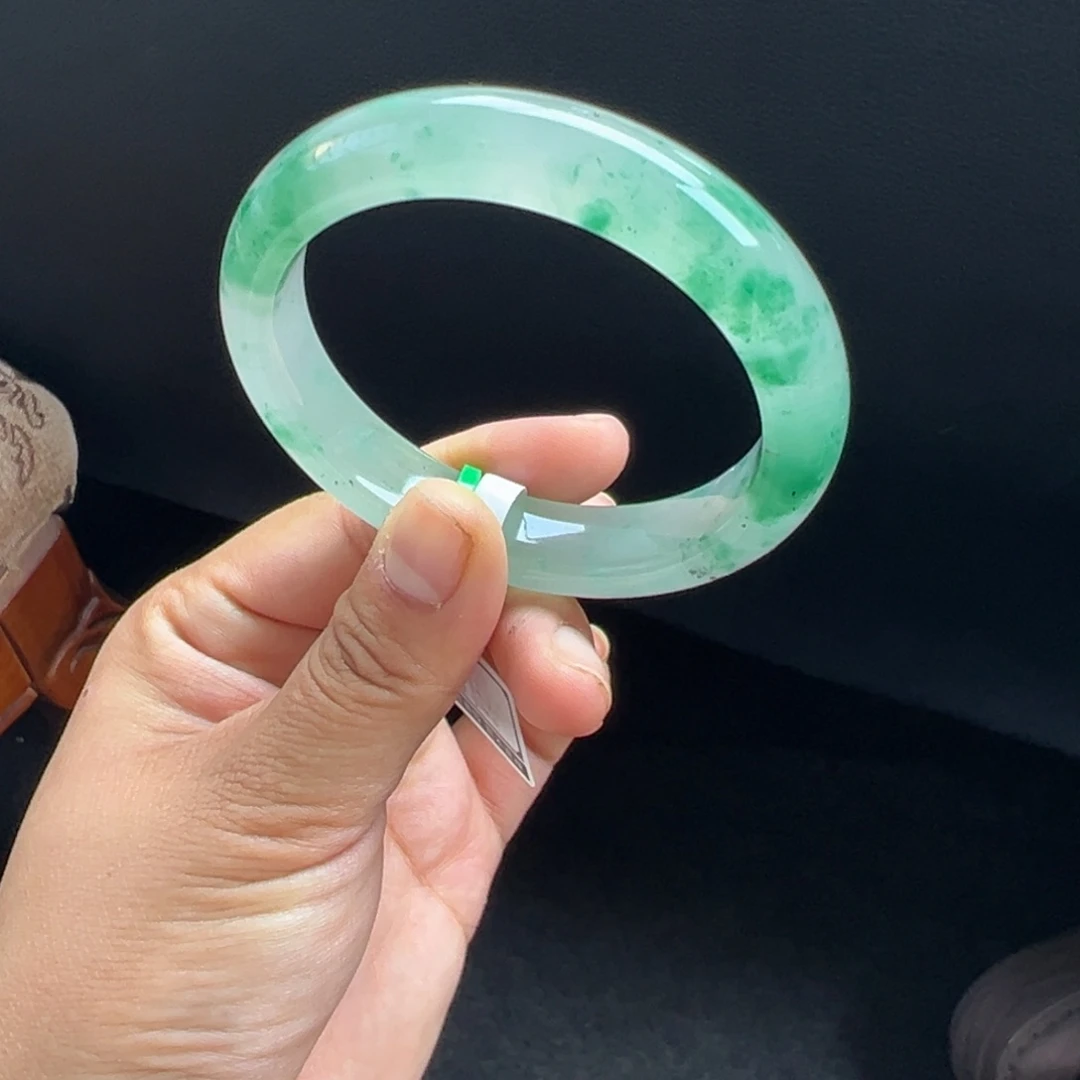 石英质玉未镶嵌手镯非洲翠5758