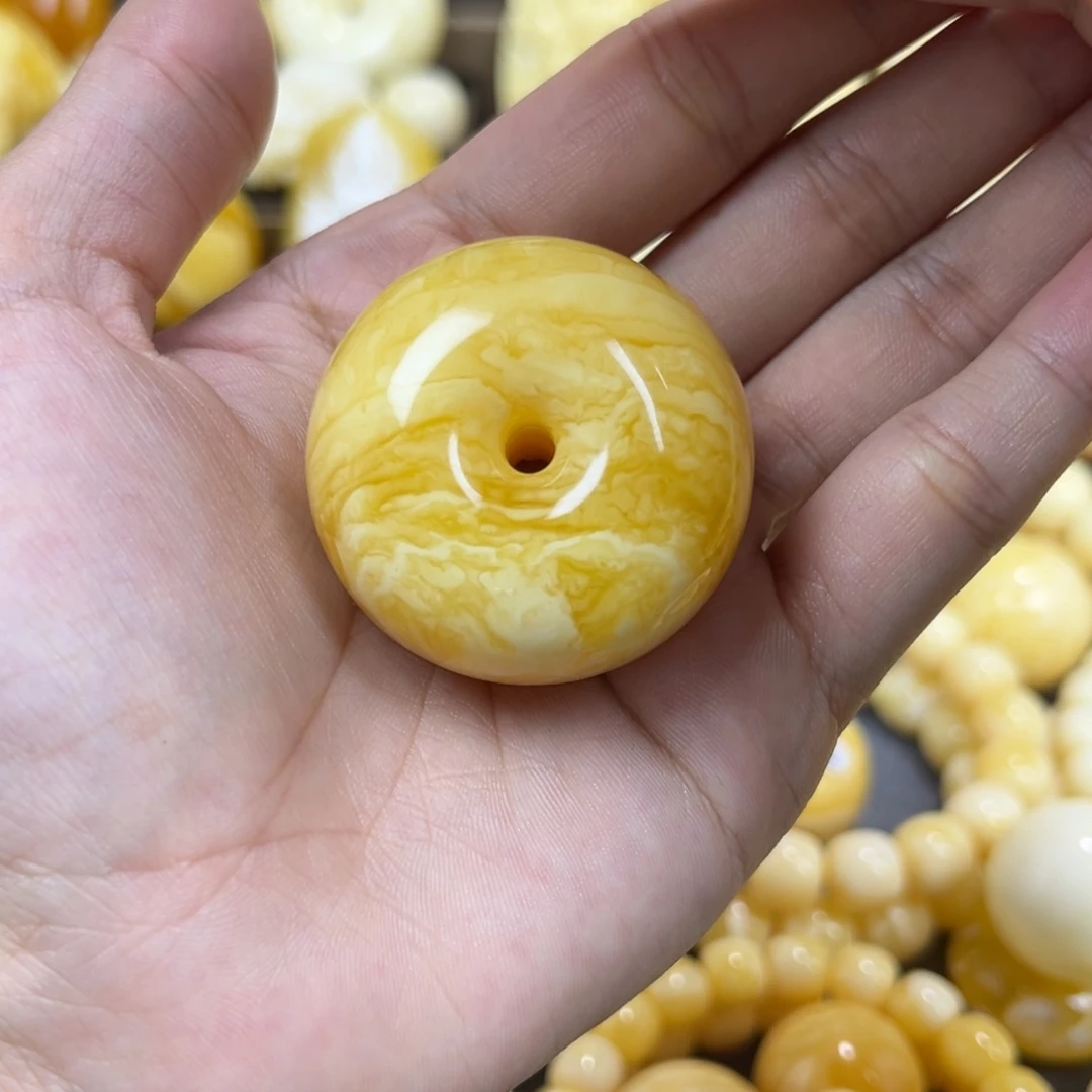 琥珀未镶嵌手串平安扣