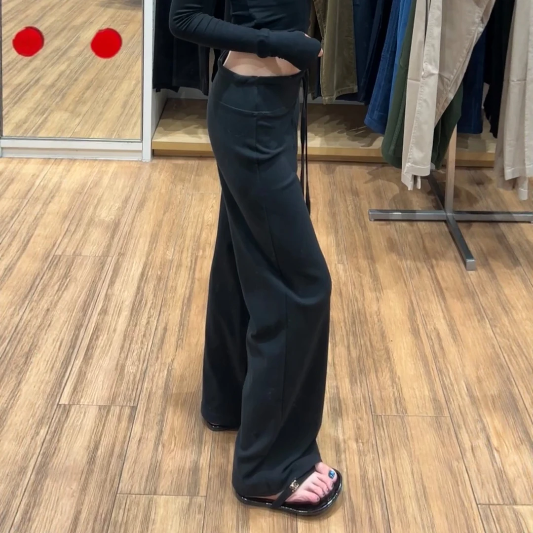 雪千羽黑色直筒微喇休闲裤女秋新款高腰显瘦宽松美式阔腿运动卫裤