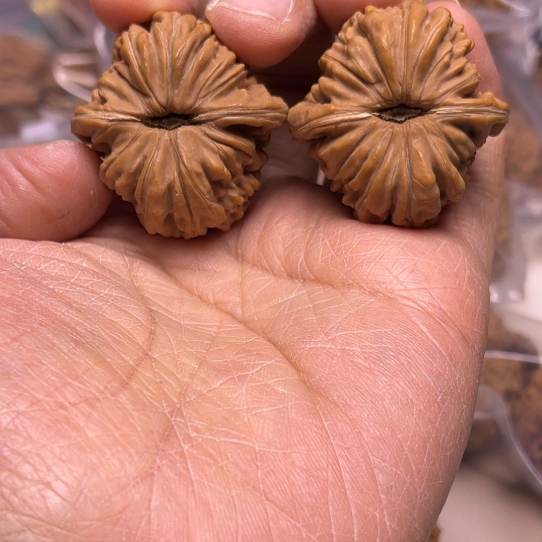 繣***》文玩核桃吊坠四座楼