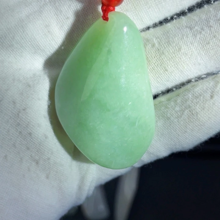 翡翠未镶嵌挂件片料