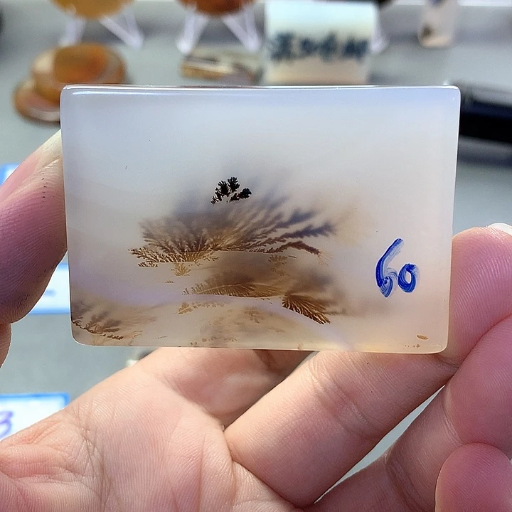 未镶嵌颈饰玛瑙/玉髓凤**馨