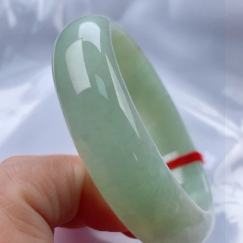 翡翠手镯未镶嵌正60.8