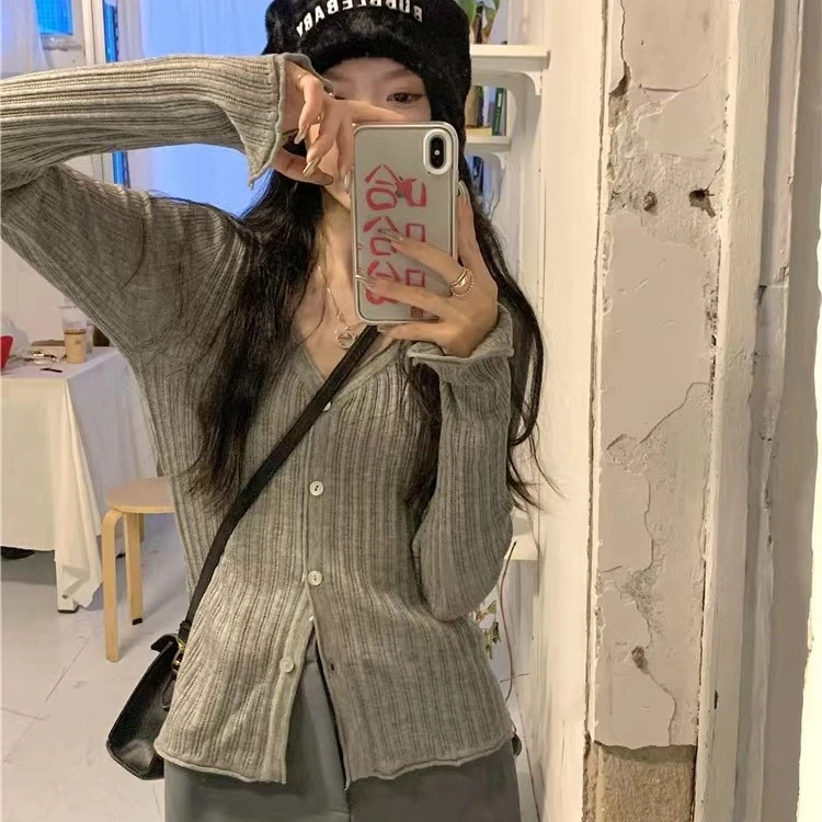 K1402 V领卷边设计针织开衫女显瘦外套春夏