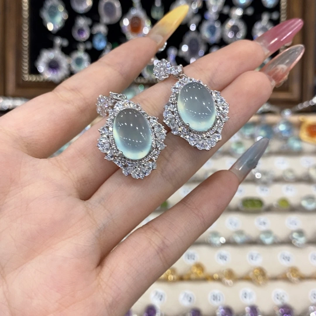 蛇纹石玉银S925镶嵌耳钉天***游