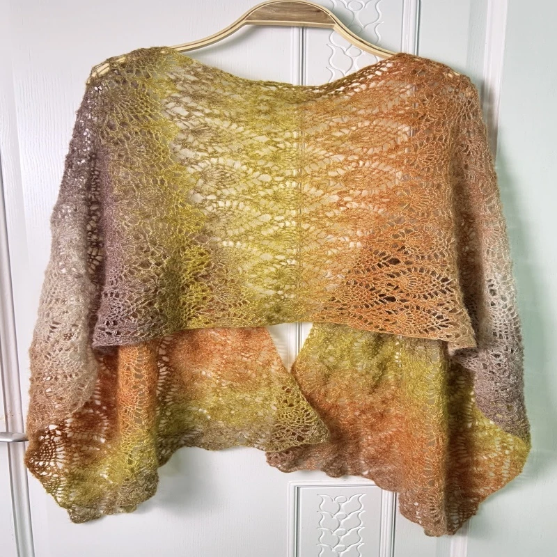 梅梅编织【秋水伊人披肩】钩针视屏➕图解（留意短信解锁课程）