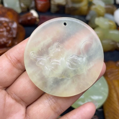 蛇纹石玉未镶嵌颈饰33