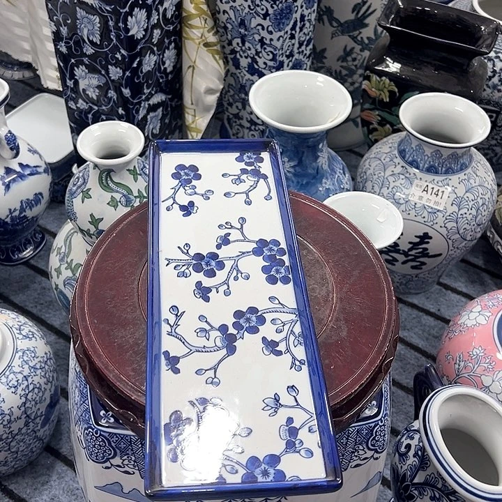 摆件青花瓷手工手绘高温釉下彩，居家摆件长盘
