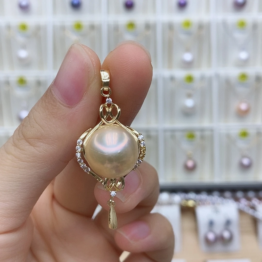 合金淡水珍珠颈饰