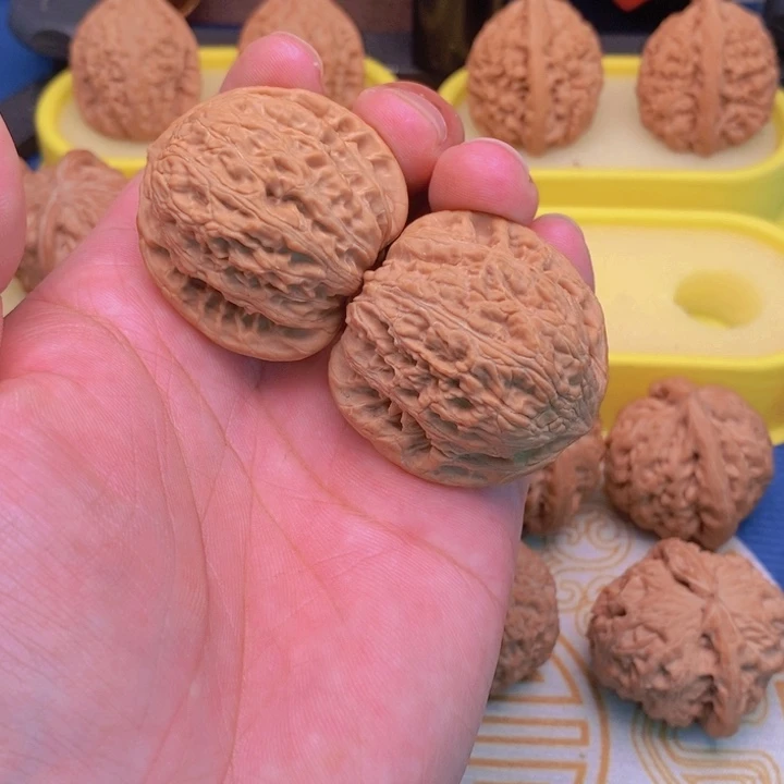 核桃手串/手链孤***舟绣球狮子头40尺