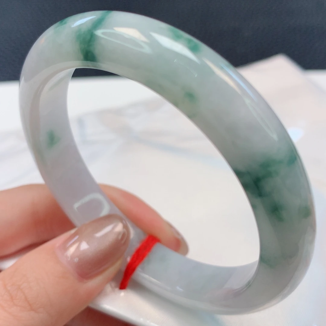 【闪购商品】翡翠手镯未镶嵌54圈