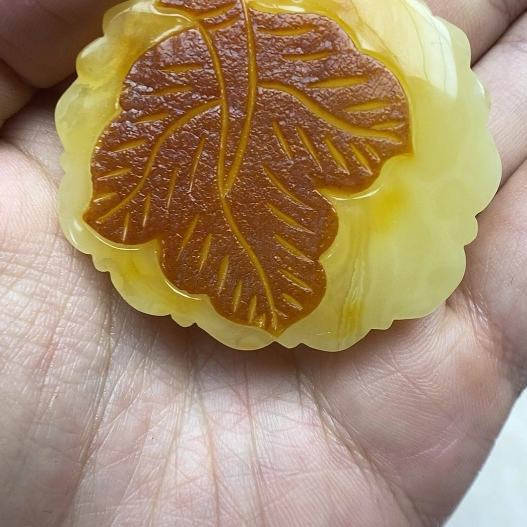 定制琥珀琥珀蜜蜡雕刻件