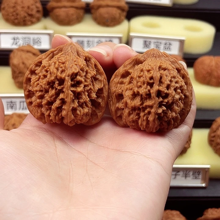 文玩核桃吊坠满天星41尺544