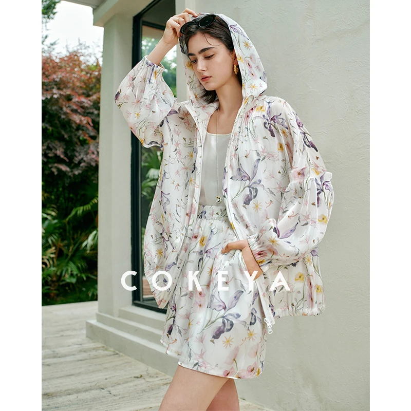 COKEYA/秘境花园~定制幻彩珠光手绘花卉印花连帽宽松防晒休闲套装