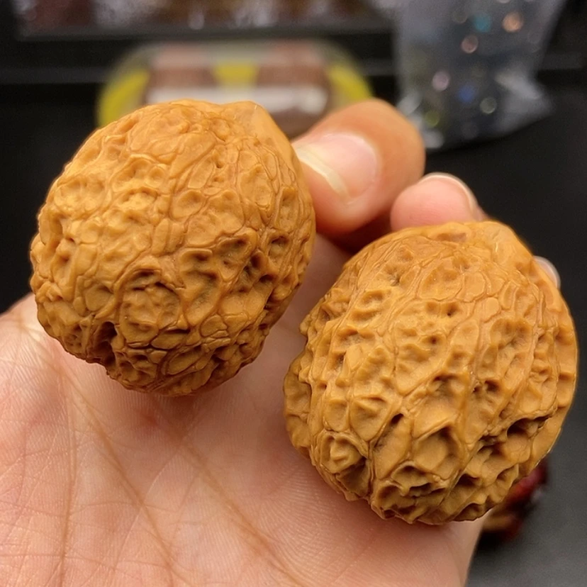 【闪购商品】把件文玩核桃40尺玄武元宝