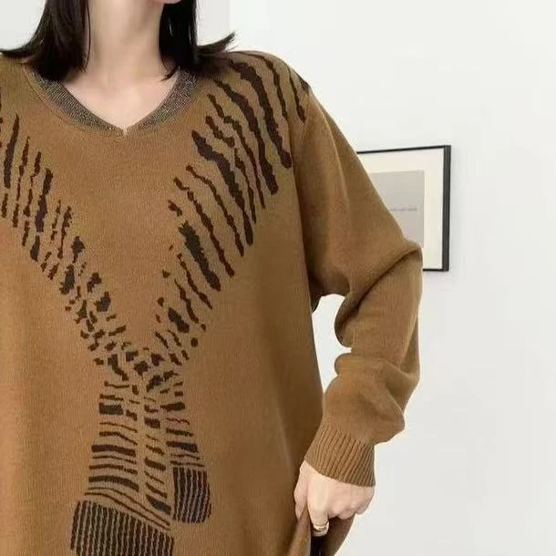 032 多金大码气质减龄长款新款秋季女装设计感上衣