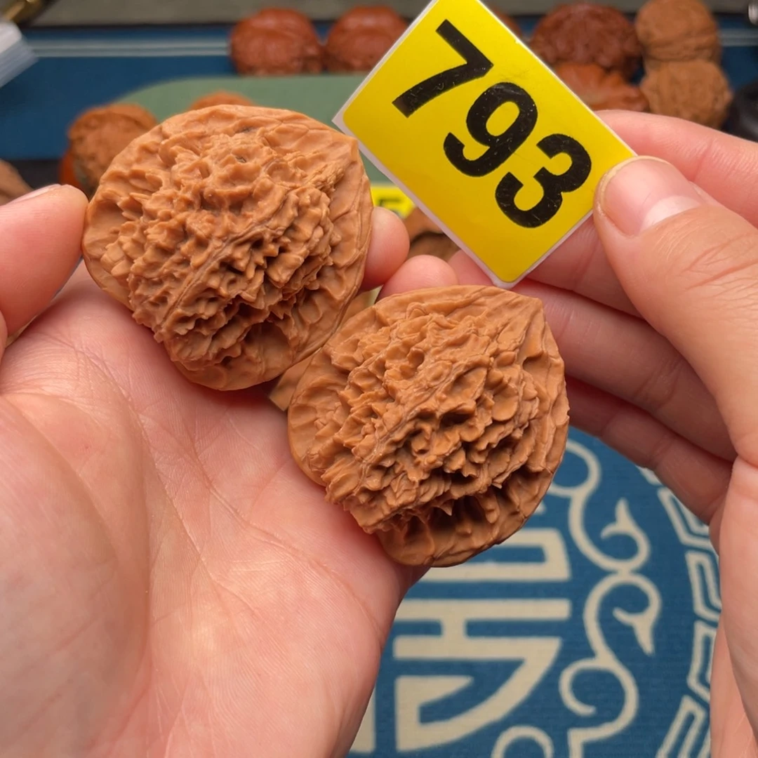 文玩核桃把件43龙纹793号