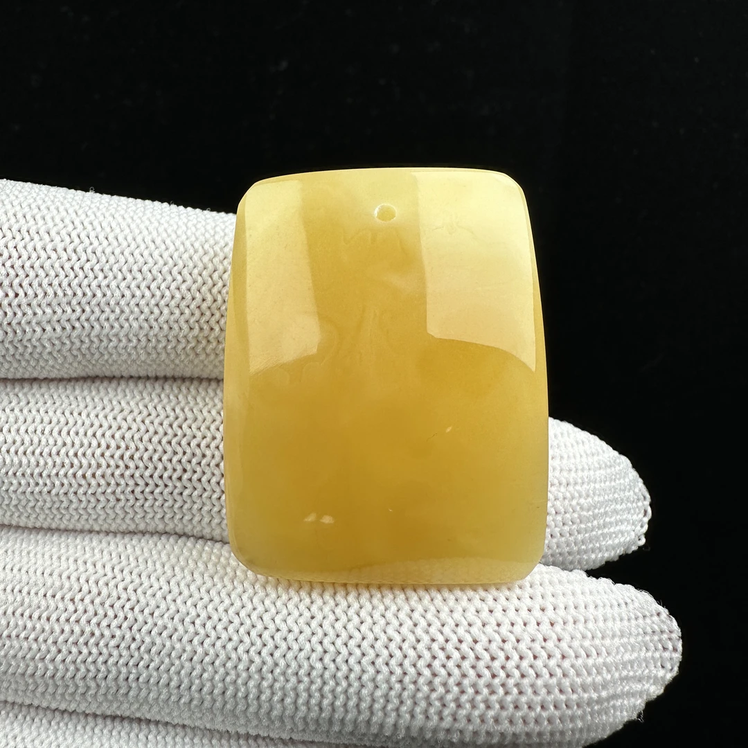 Y2483天然原矿蜜蜡 满蜡飘花无事牌 30*36*15mm抖音基地质检发货