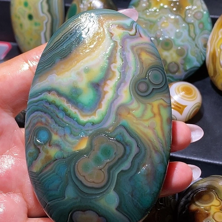 玛瑙/玉髓未镶嵌珠宝奇石39