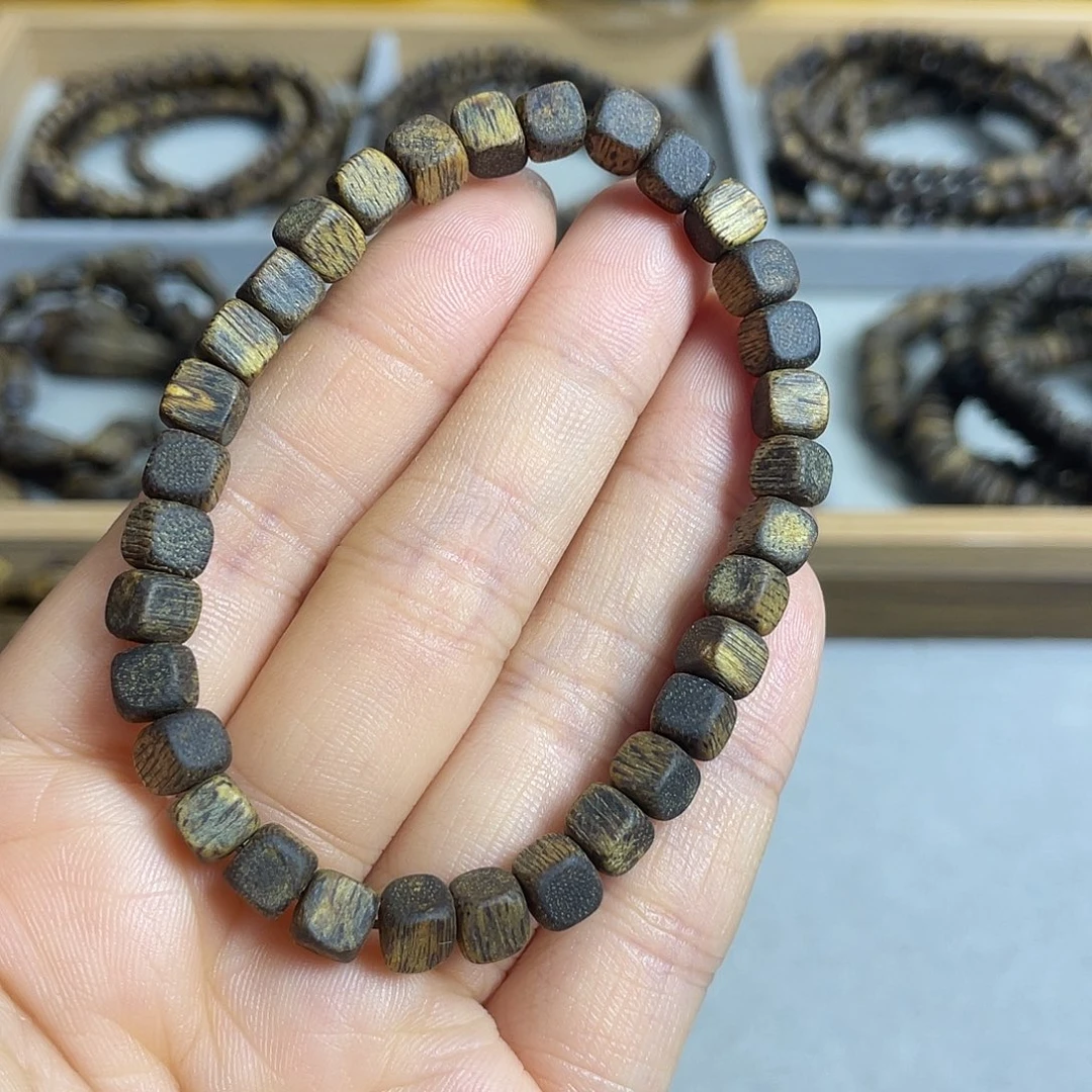 沉香碎屑沉香棋楠沉香老料方珠沉水级花香蜜香