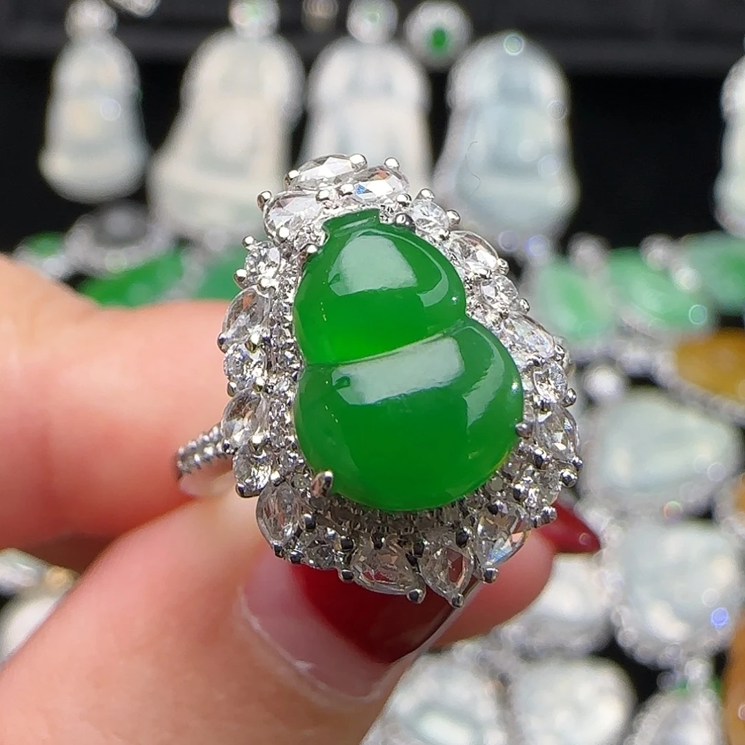 翡翠18K金镶嵌戒指天然翡翠