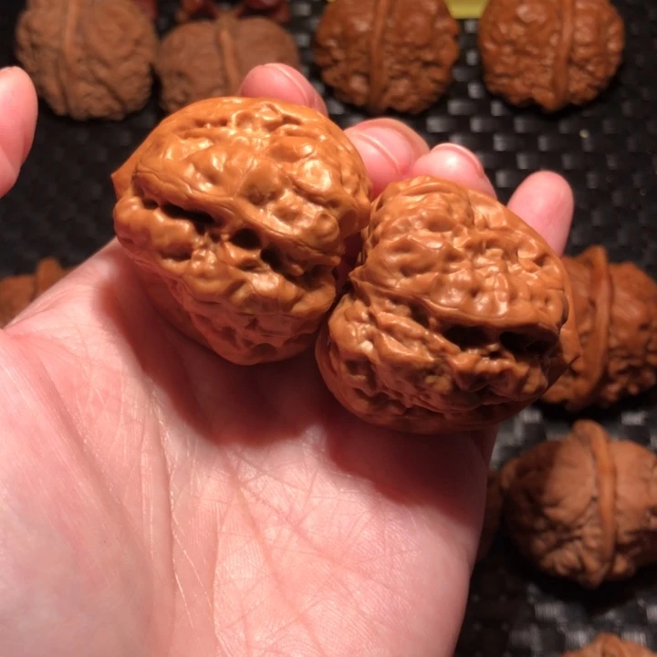 把件文玩核桃高尖三角蛙40