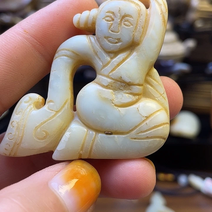 和田玉(糖玉)未镶嵌挂件