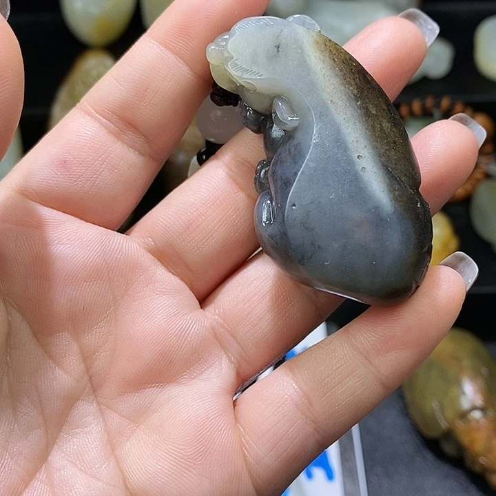 觉***醒和田玉未镶嵌颈饰