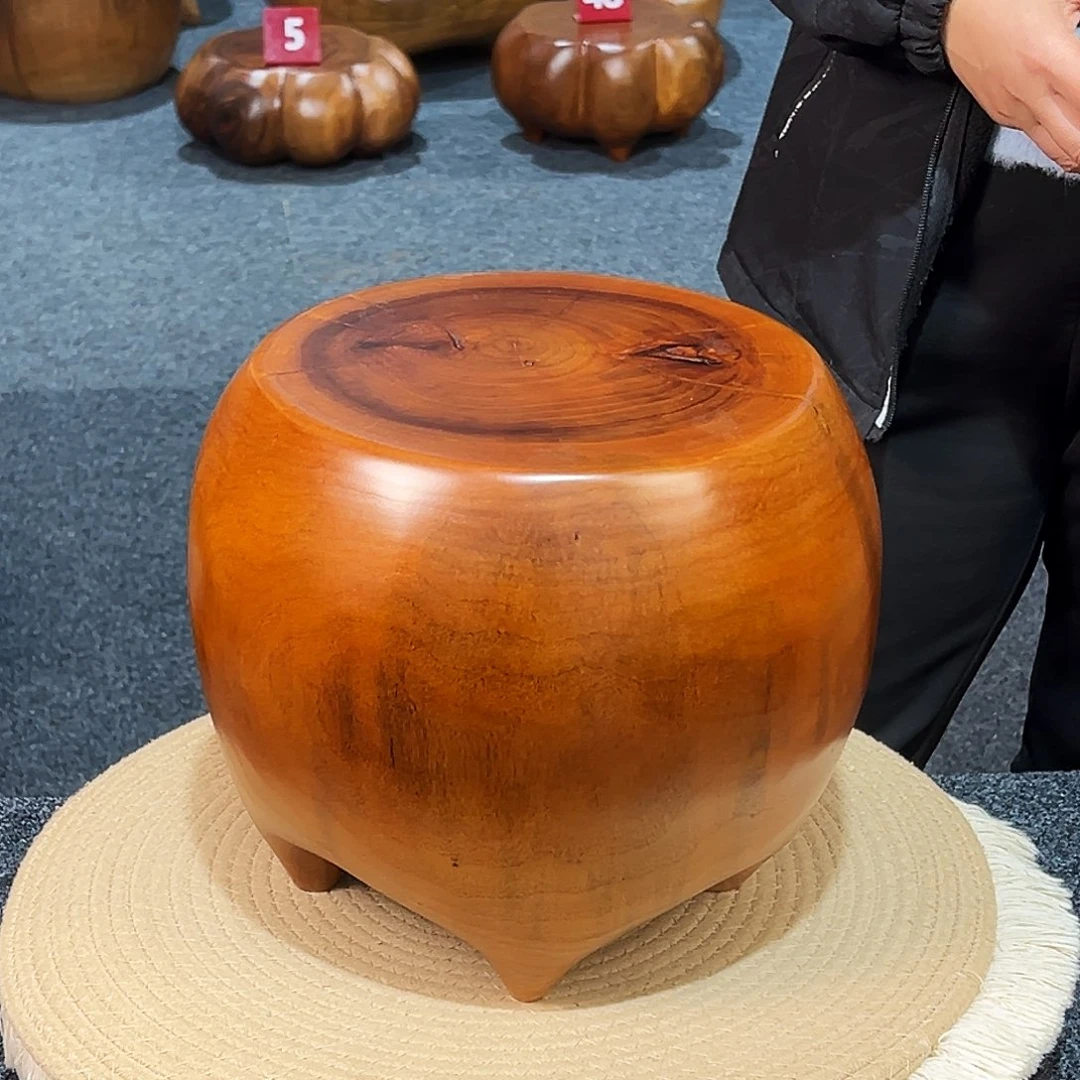 12 号香樟木尺寸：27-27-25cm