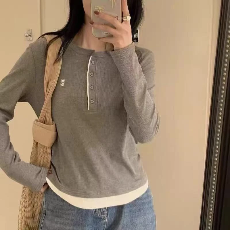 法式复古简约时尚百搭圆领收腰小猫刺绣长袖H7928