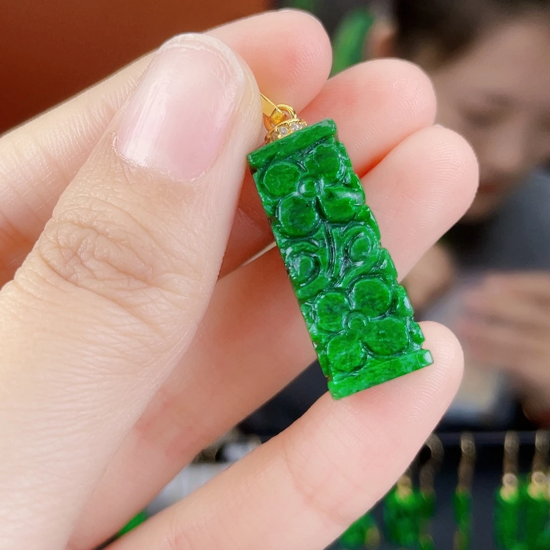 翡翠未镶嵌耳饰饰品