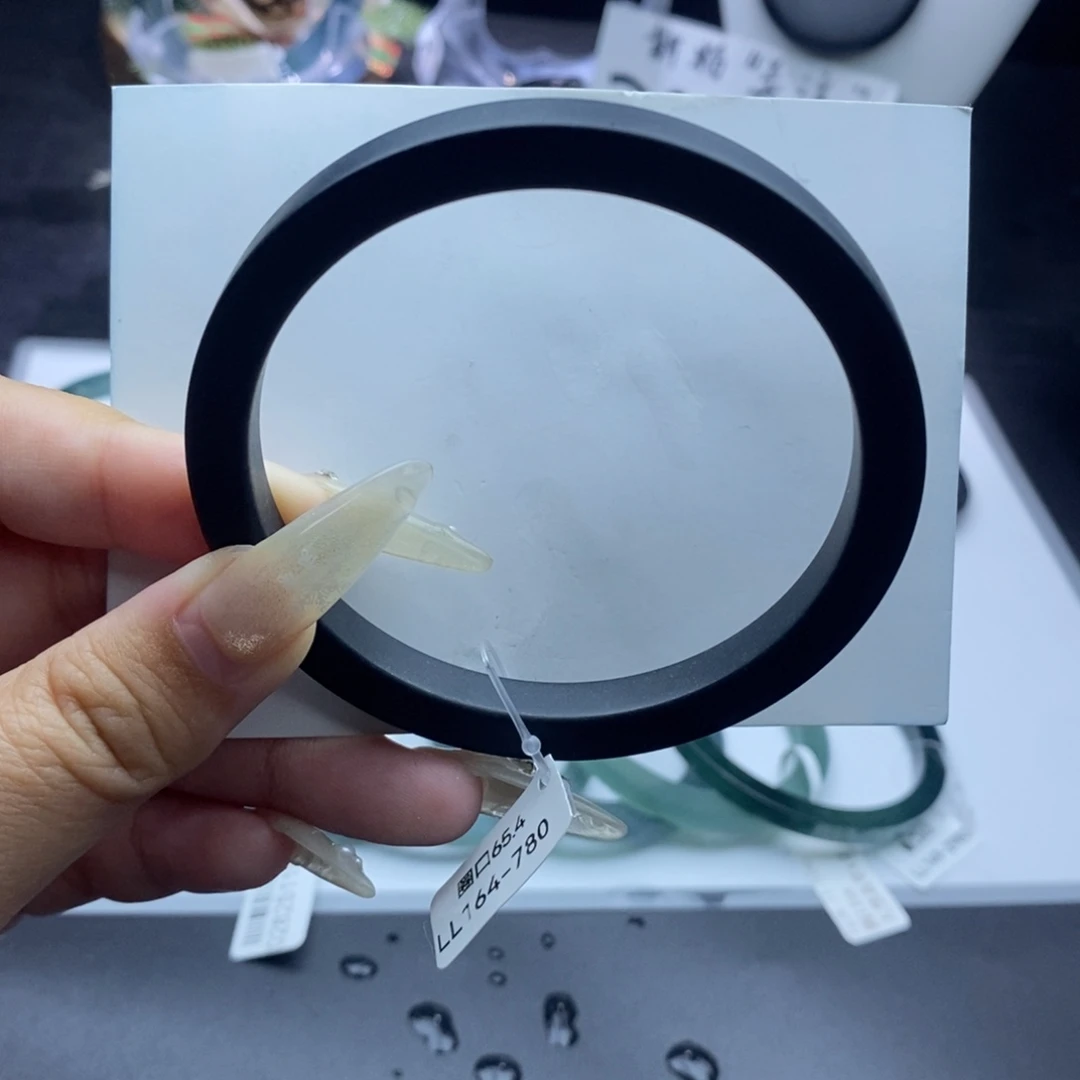 定制翡翠未镶嵌方镯钢琴黑磨砂