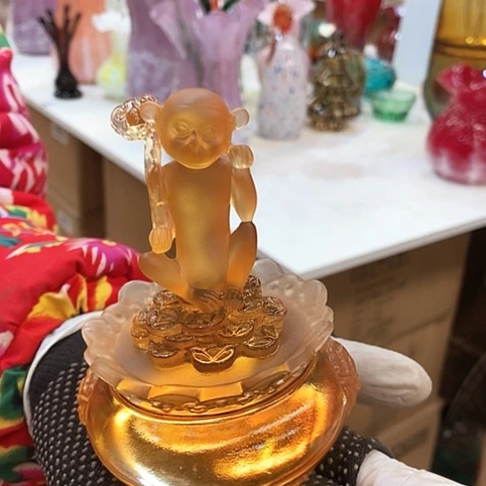 无铅玻璃丽*花瓶花高11厘米宽8厘米