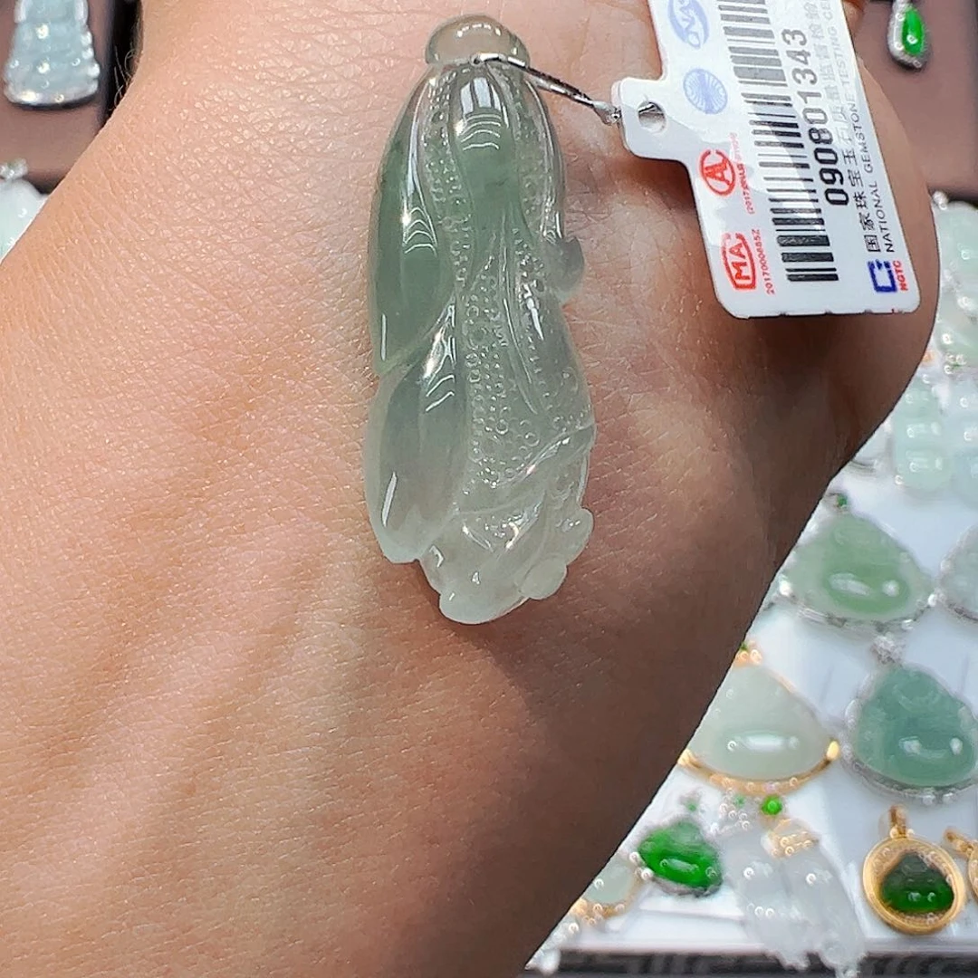 吊坠(不含链)18K金镶嵌翡翠白菜