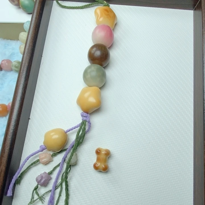 静***开吊坠菩提根/象牙果