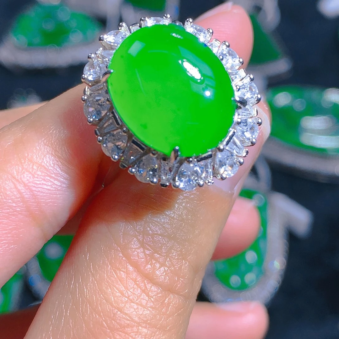 翡翠颈饰银S925镶嵌吊坠