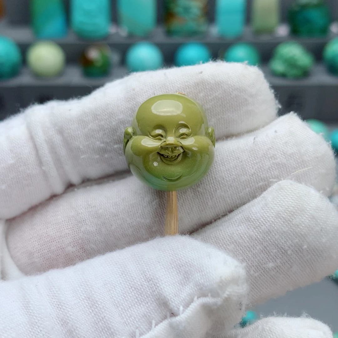 绿松石颈饰未镶嵌