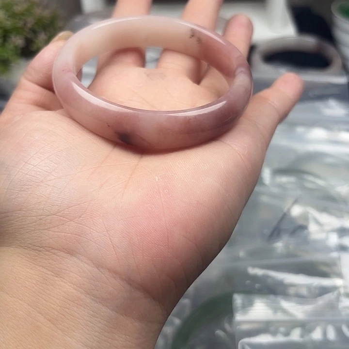 石英质玉未镶嵌手镯