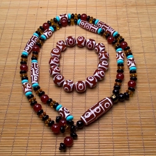 玛瑙/玉髓颈饰未镶嵌