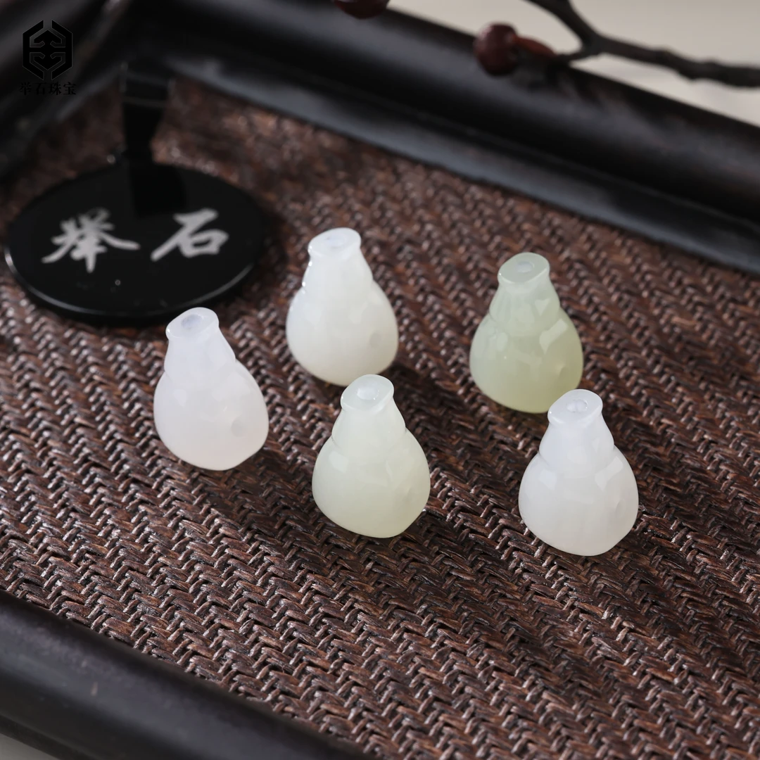 【举石优选】S1101-S1980-0124和田玉饰品(一件/多样性发）Z