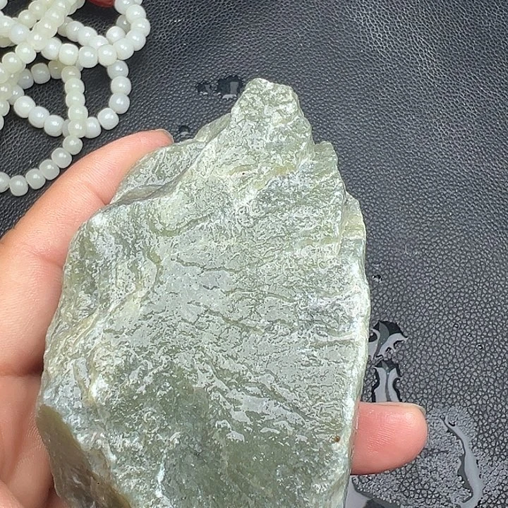 和田玉（糖玉）未镶嵌手镯