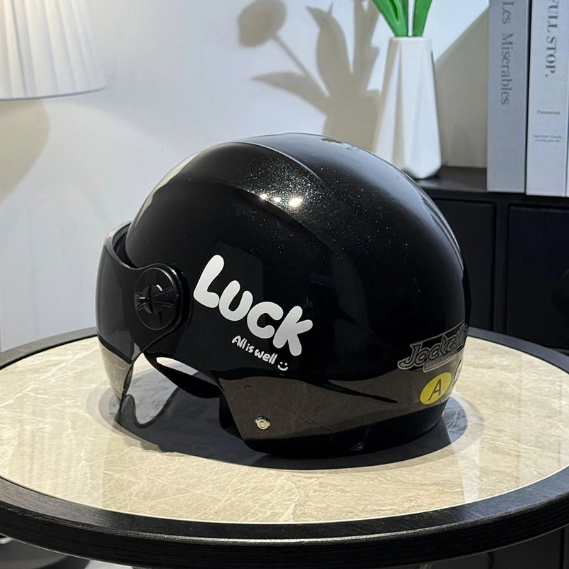 3C认证新国标电动车头盔四季通用半盔男女款轻便可爱防晒安全帽