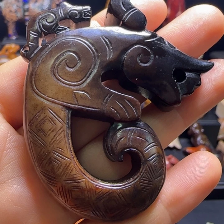 和田玉未镶嵌挂件