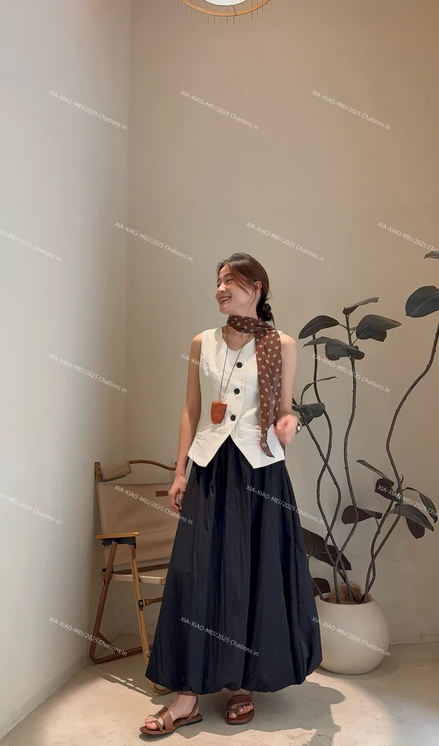 XIAOMEI ｜优雅气质纯色气质马甲+花苞半身裙两件套套装-5153