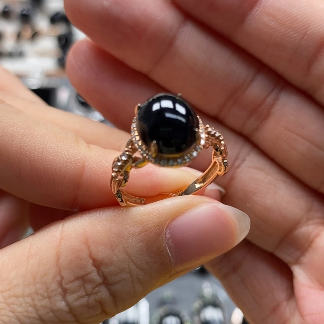 18K金镶嵌戒指翡翠墨翠