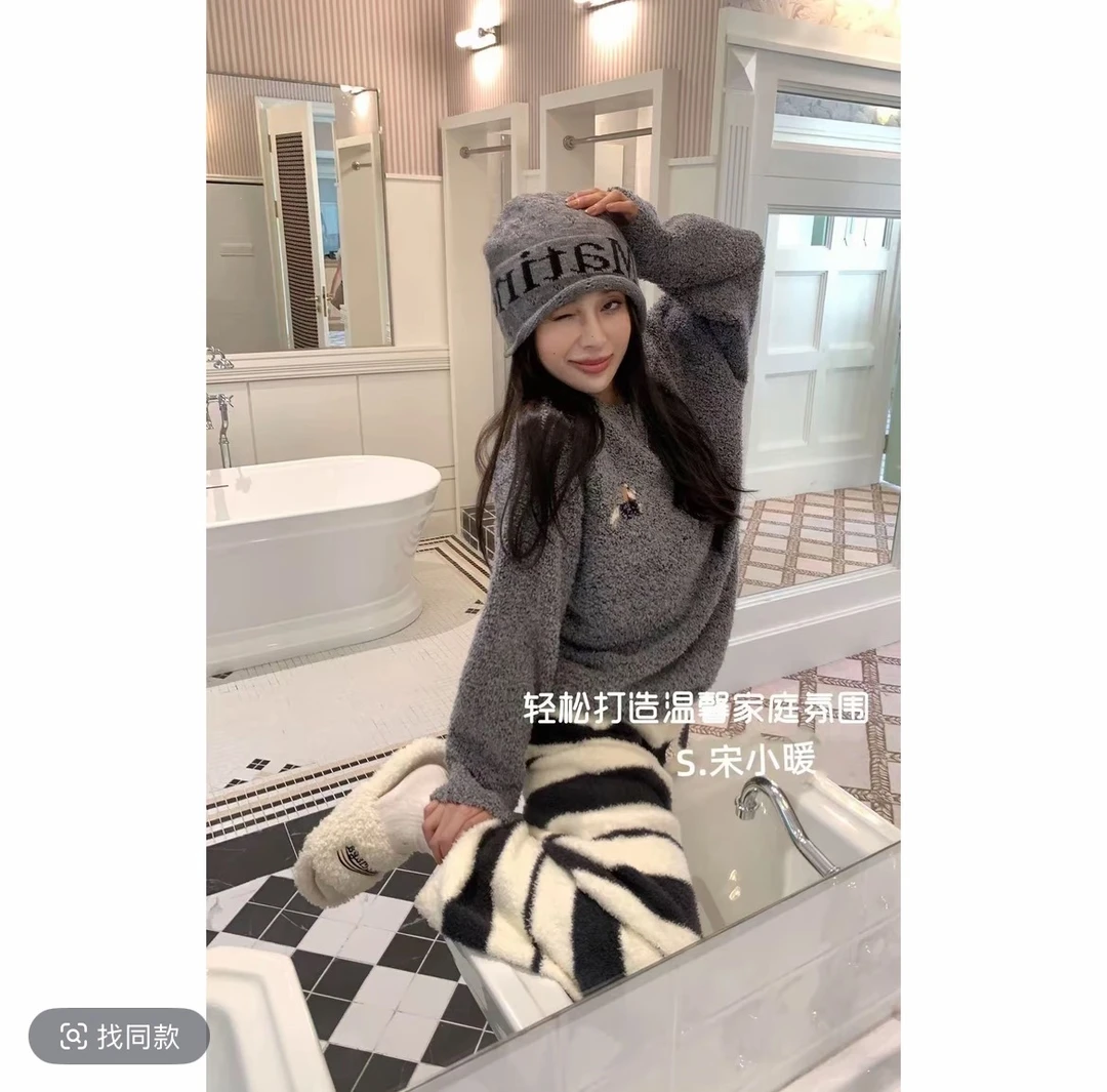 【S.宋晓暖】网红宽松加厚绵绵热能衣腊肠狗亲子系列女款NJ-1069