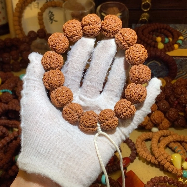 吊坠金刚菩提205原籽峰王