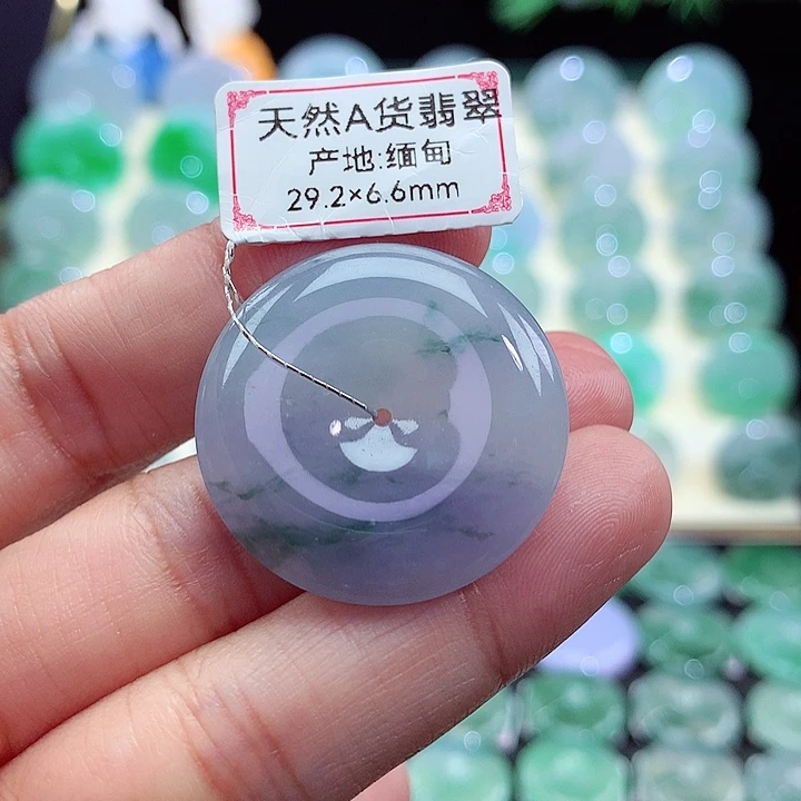 M***关吊坠(不含链)未镶嵌翡翠