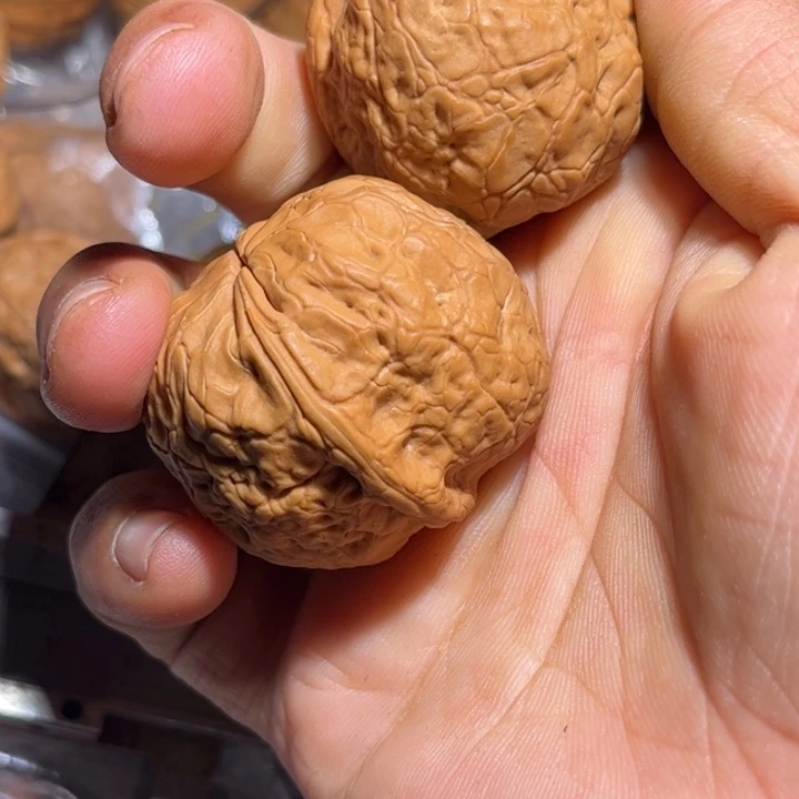 随***然文玩核桃吊坠滇西68